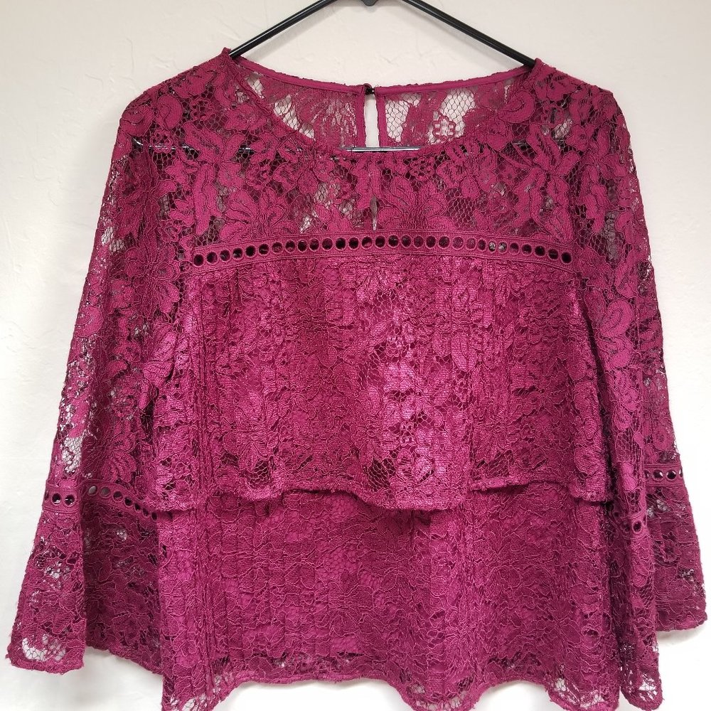 Laundry by Shelli Segal Lace Tiered Blouse Small - Picture 2 of 10